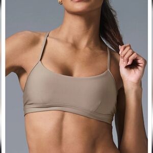 Alo Airlift Intrigue Sports Bra In Gravel Exercise Workout Gym Yoga Small